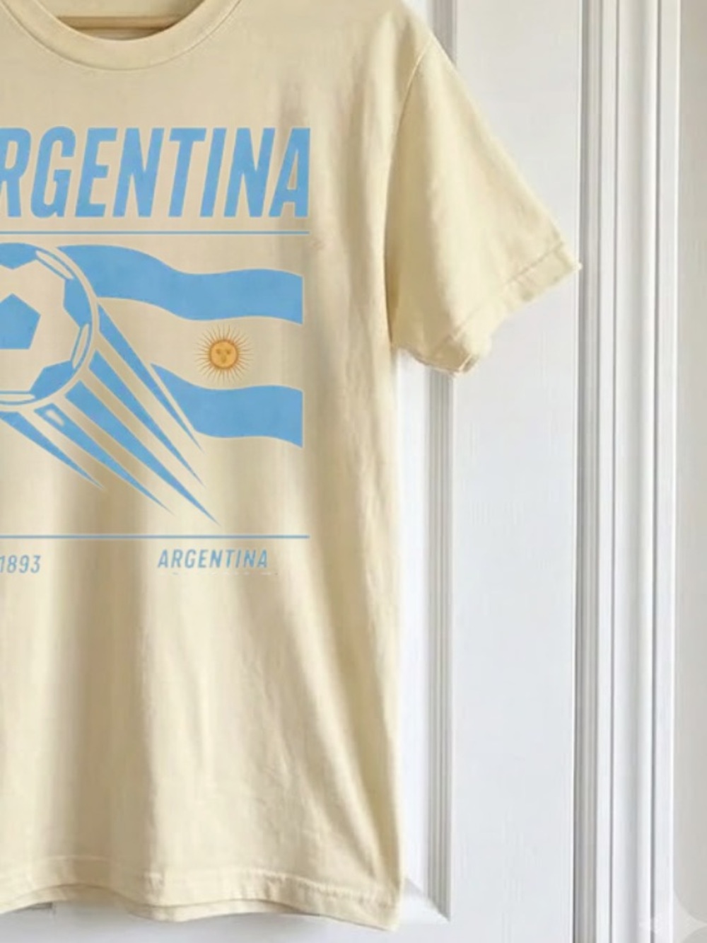 Argentina Soccer World Cup Graphic Tee -Off White with Light Blue - Picture 2 of 3